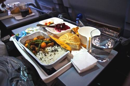 Авиакомпании оставят туристов без питания