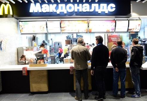 Закрытые Роспотребнадзором рестораны McDonald's в Екатеринбурге вновь приступают к работе
