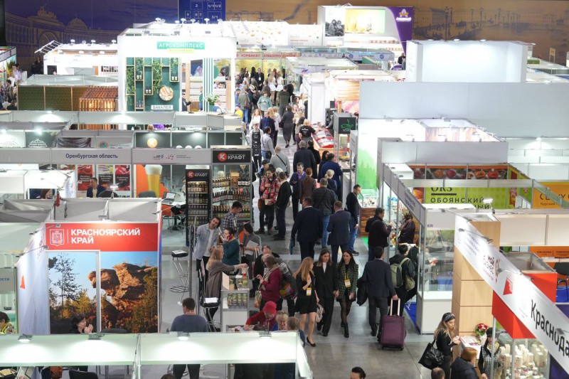 Выставку «Петерфуд-2022» посетили 6 800 специалистов рынка FMCG