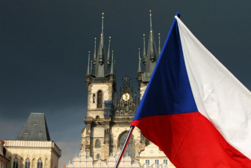 Ослабление карантина в  Чехии: открылись гостиницы и рестораны с террасами