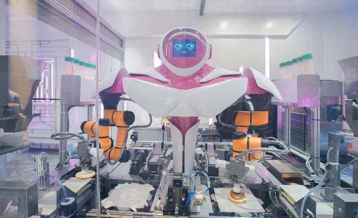 В Китае открылся полностью роботизированный ресторан