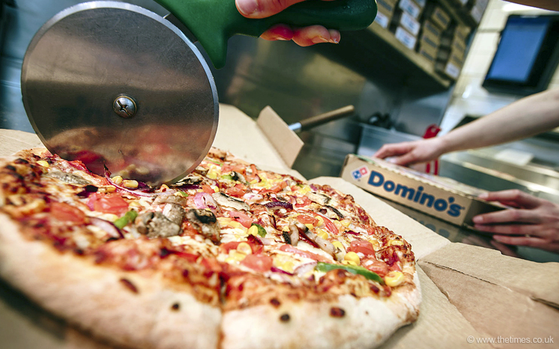 В Москве заработал первый ресторан Dominos Pizza на правах франчайзинга