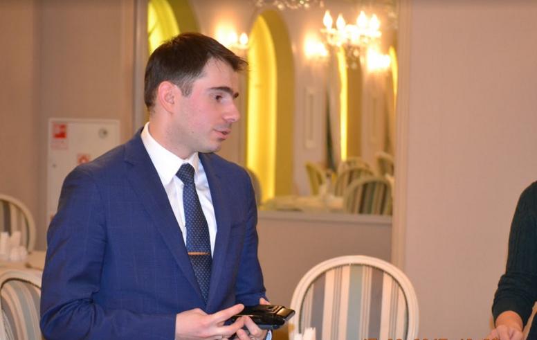 Рустам Тахиров, руководитель ресторанной службы отеля "Введенский"