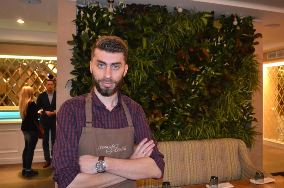 Александр Богданов, шеф-повар ресторана "Телячьи нежности"