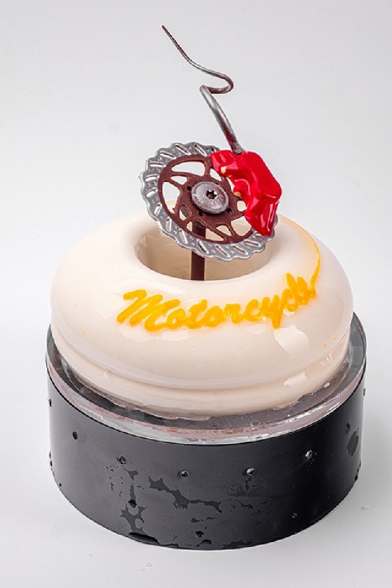 Aруктовый торт-мороженое «Motorcycle»  Андрея Канакина