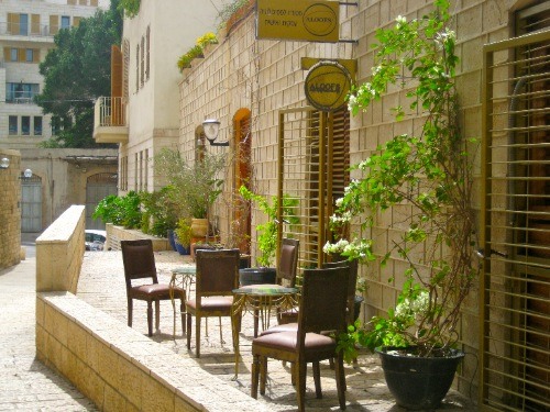 У работников ресторанов в Израиле одни из самых низких зарплат