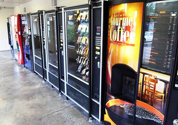 В Бельгии может попасть под запрет продажа алкоголя в автоматах питания