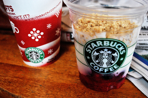 Starbucks переходит на йогурты