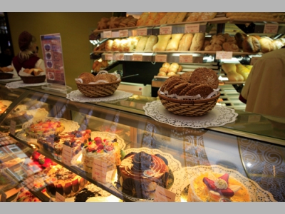 «Балтийский хлеб» обновит свои кафе-кондитерские