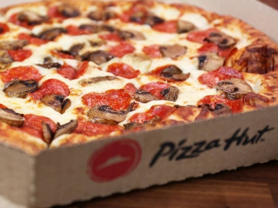Сеть пиццерий Pizza Hut расширит меню пиццой по-детройтски