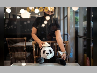 Игрушечные панды для посетителей ресторанов