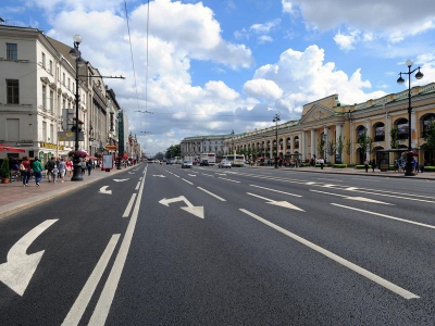Количество свободных помещений в петербургском стрит-ритейле достигла максимума за последние годы