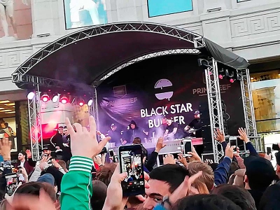 Black Star Burger в Санкт-Петербурге открылся официально