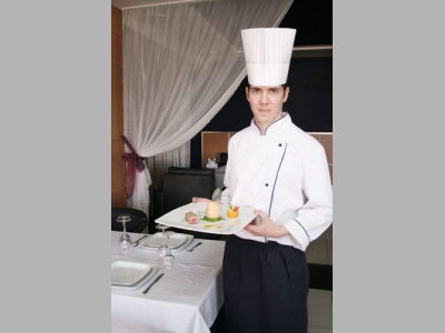 Евгений Рыстаков:  «В блюдах нашего меню мы стараемся сочетать  традиции европейской  и русской кухонь»