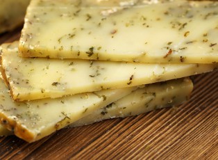 Зрелый сыр «Прованс»