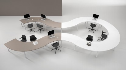 Индивидуальный стол HPL неповторимой формы для особенного и незабываемого проекта