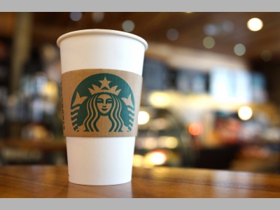 Сотрудники Starbucks требуют закрыть все кофейни в США