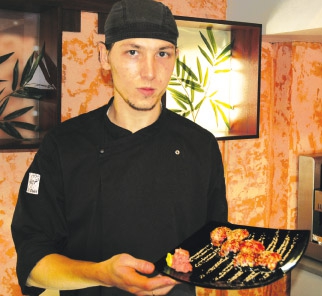 Запеченный рулет «Банзай» от шеф-повара японской кухни ресторана La Fabrik Александра Евченко