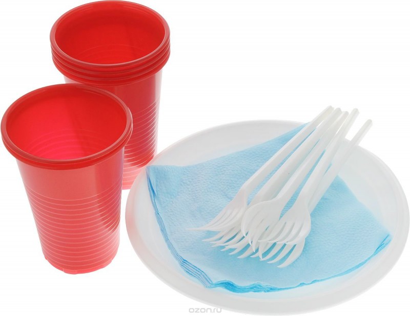 В Европе запретят пластмассовую посуду
