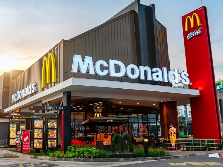 Более 50 бывших владельцев франшиз McDonald’s в США подали в суд на компанию за расовую дискриминацию