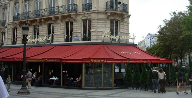 Знаменитый парижский ресторан Fouquet's закрывается на ремонт