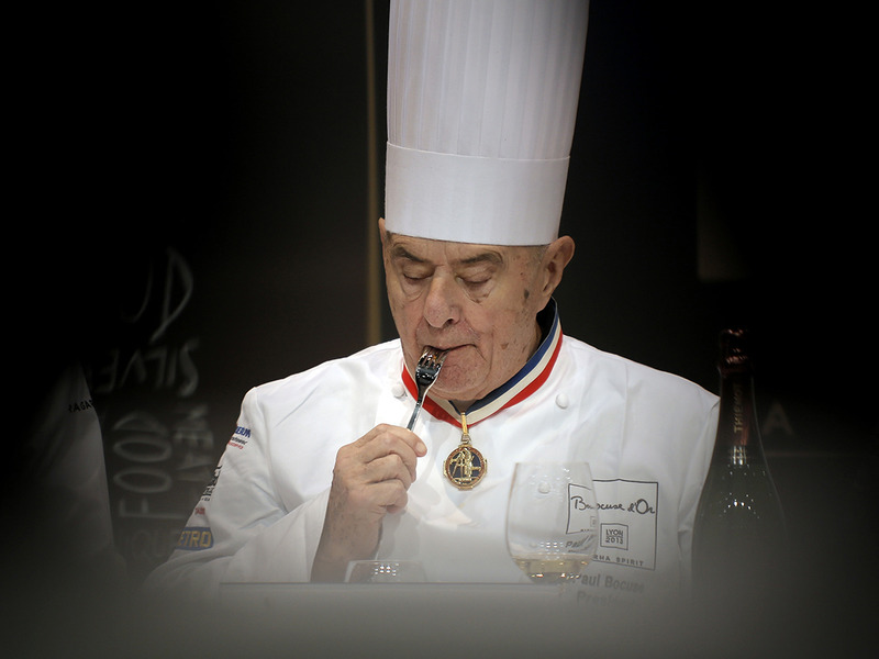 Во Франции скончался легендарный шеф-повар Поль Бокюз
