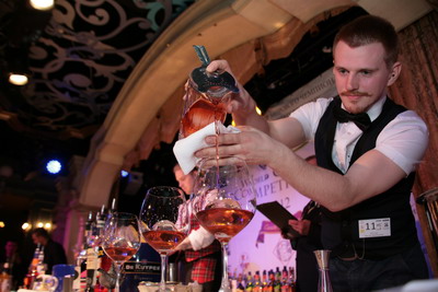 В рамках World Cocktail Competition 2012  выбрали лучших барменов Санкт-Петербурга и СЗФО