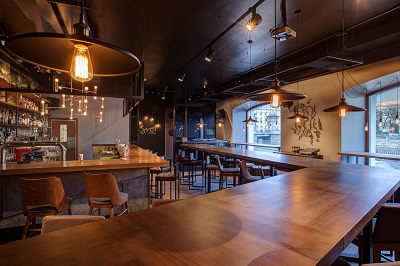 На Фонтанке открылся бар «Свои» (Svoi bar)