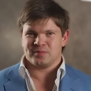 Александр Колобов